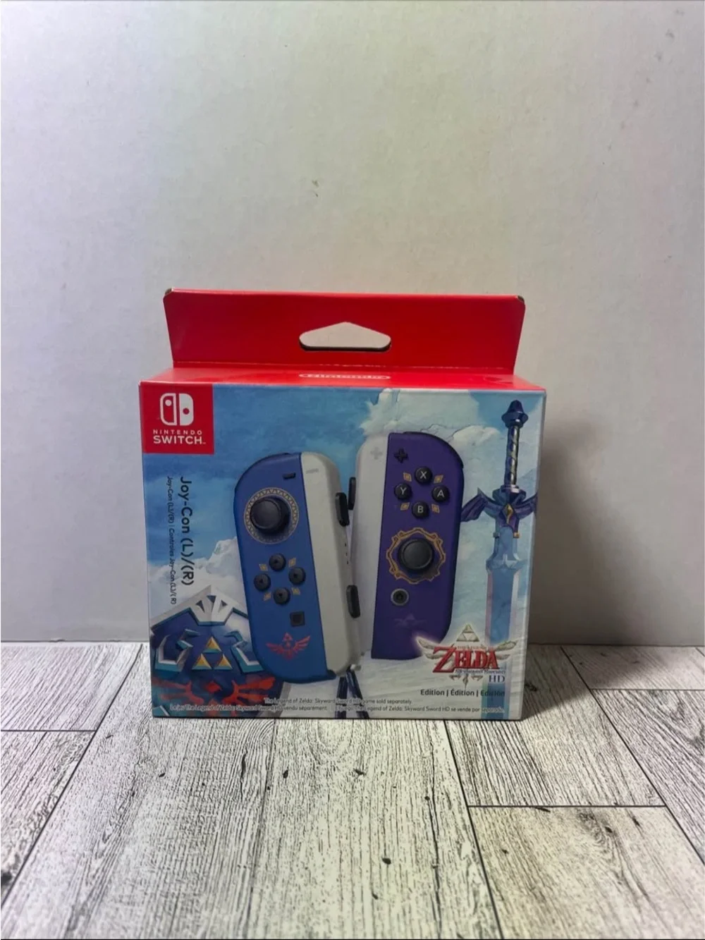 Nintendo Switch The Legend of Zelda Joy-Con Controllers - Blue & Purple sealed